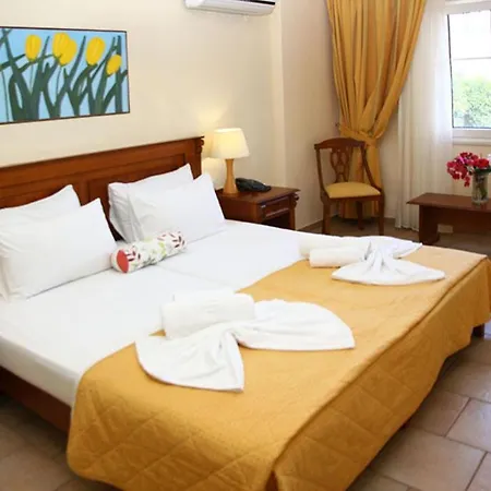 Alexander House 4* Agia Pelagia (Crete)