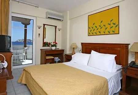 Hotel Alexander House 4*