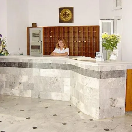 Hotel Alexander House 4*