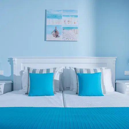 Hotel Alexander House 4*
