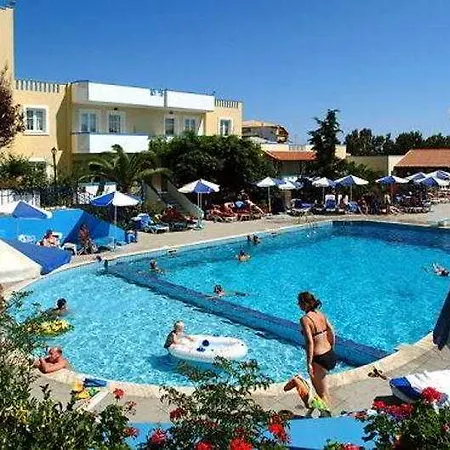 Alexander House Hotell 4*